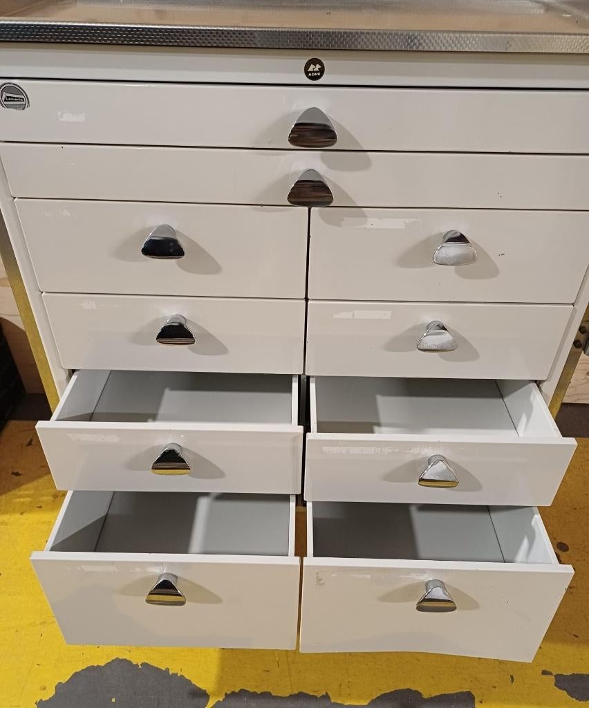 Tandarts / dokters instrumenten kastje op wielen, Antiek en Kunst, Ophalen