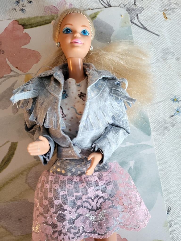 Barbie mattel 1988 feeling fun denim., Ophalen of Verzenden, Zo goed als nieuw, Pop