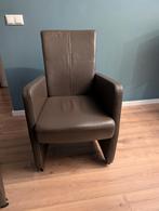 Te koop 4 leren eetkamerstoelen op wieltjes., Gebruikt, Bruin, Leer, Ophalen of Verzenden