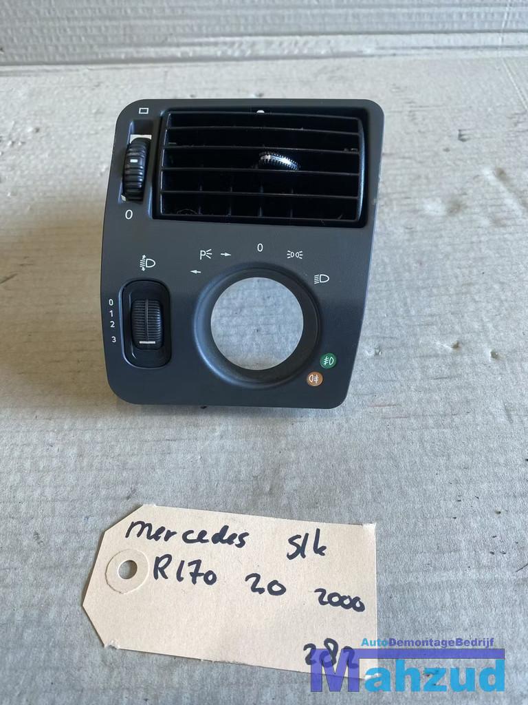 MERCEDES SLK R170 Luchtrooster Dashboard A1708301654, Gebruikt, Mercedes-Benz AG, Mercedes-Benz, Ophalen of Verzenden