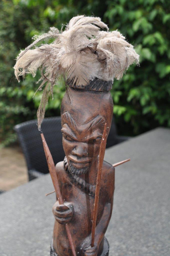 Afrikaans houten beeld, Ngoni Warrior, Ophalen