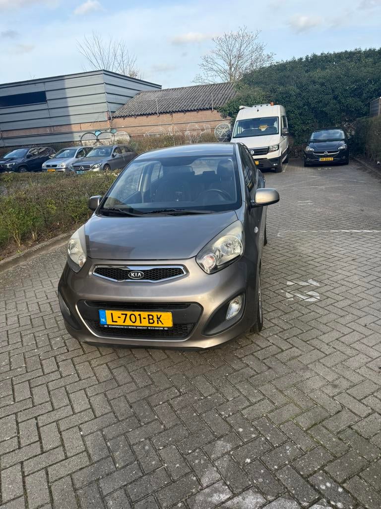 Kia Picanto 1.0 Cvvt 5-DRS 2011 Grijs, Auto's, Voorwielaandrijving, 920 kg, 400 kg, 24 km/l