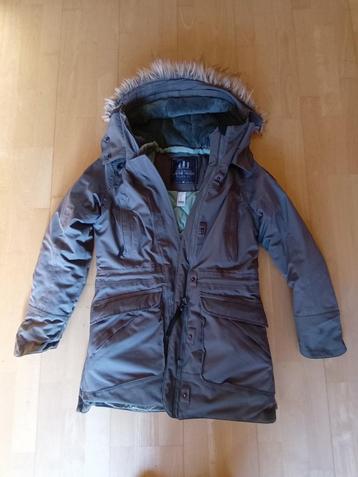 Winterjas Decathlon – Quechua – maat XS. beschikbaar voor biedingen