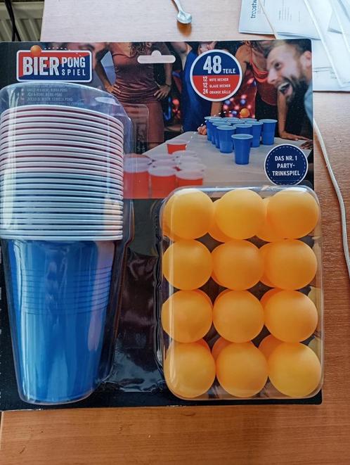 BIER PONG Set - 24 cups rood en blauw + 24 pingpongballen, Hobby en Vrije tijd, Feestartikelen, Nieuw, Overige, Ophalen of Verzenden
