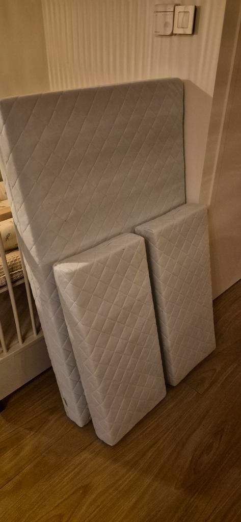 Ikea Vyssa Meegroeimatras, Kinderen en Baby's, Kinderkamer | Bedden, Zo goed als nieuw, 70 tot 85 cm, Matras, Ophalen