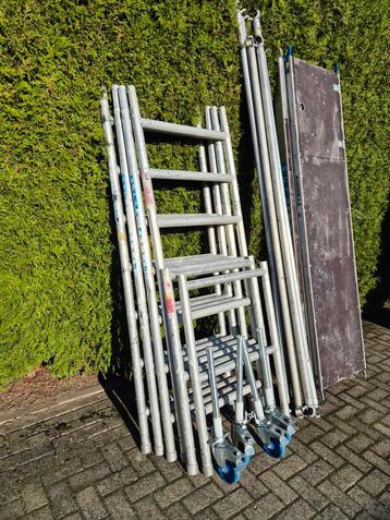 Smal klussteiger werkhoogte 6.5 meter beschikbaar voor biedingen