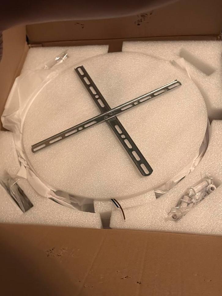 Nieuwe CDX Plafondlamp - 10 Petalen, Huis en Inrichting, Lampen | Hanglampen, Nieuw, Minder dan 50 cm, Metaal, Ophalen of Verzenden
