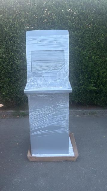 zelfbedieningskiosk NIEUW!!! beschikbaar voor biedingen
