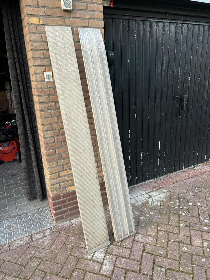 Oprijplaten & Vastzetstangen - Set, Doe-het-zelf en Verbouw, Metalen, Gebruikt, Aluminium, Ophalen of Verzenden