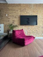 Togo stoel met voetstuk - donker fuchsia, Ophalen, Gebruikt, Eén