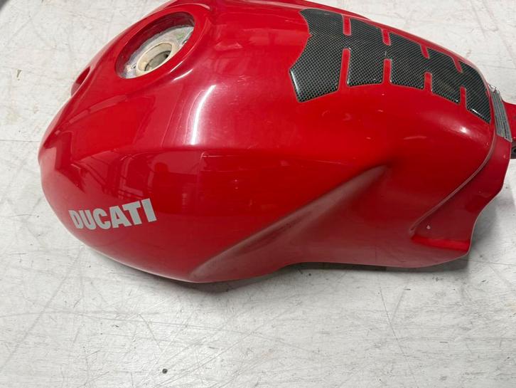 Ducati monster 620/800 s2r/s4r tank, Motoren, Tuning en Styling, Ophalen of Verzenden