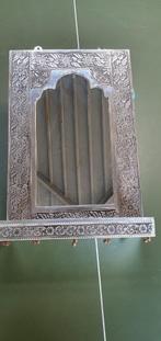 Spiegel zilverlook met bakje voor kammen/borstels, Huis en Inrichting, Woonaccessoires | Spiegels, Minder dan 50 cm, Gebruikt