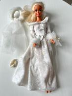 Barbiepop 1975 met Barbie trouwjurk, Verzamelen, Ophalen of Verzenden, Gebruikt, Pop
