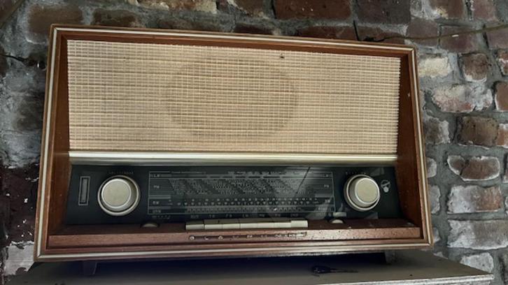 Blaupunkt "Sultan" type 24300 radio, Audio, Tv en Foto, Radio's, Gebruikt, Radio, Ophalen of Verzenden