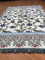 Grand foulard met roze en paarse bloemen 172/115, Huis en Inrichting, Woonaccessoires | Plaids en Woondekens, Gebruikt, Etten-Leur