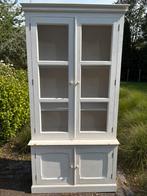 Mooie kast voor in je woonkamer, Huis en Inrichting, Kasten | Buffetkasten, Ophalen, 100 tot 150 cm, 200 cm of meer, Zo goed als nieuw