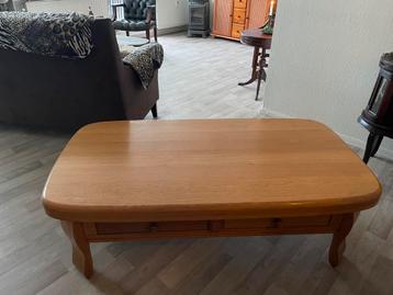 Mooie blank eiken salontafel massief. beschikbaar voor biedingen