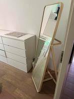 IKEA Ikornnes staande spiegel, Ophalen, Zo goed als nieuw, Rechthoekig, Minder dan 50 cm