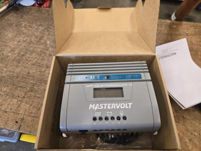 SCM25 MPPT | solar laadregelaar, Watersport en Boten, Bootonderdelen, Gebruikt