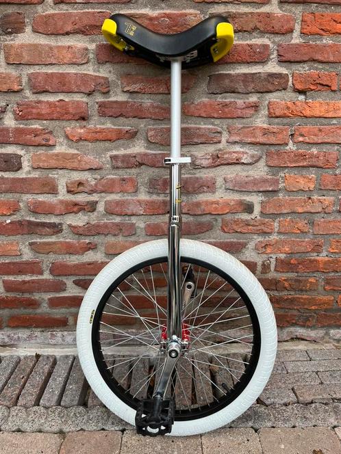 QU-AX Profi ISIS Eenwieler, white Wielmaat 20", Fietsen en Brommers, Fietsen | Eenwielers, Zo goed als nieuw, Ophalen