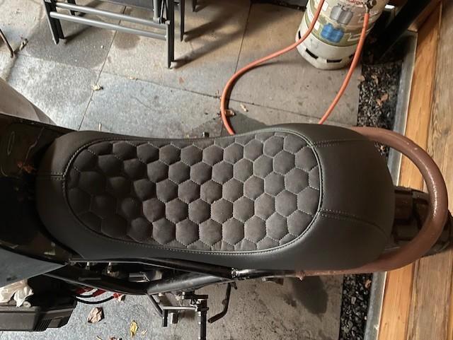 BMW K75 Zadel/Caferacer/NIEUW, Motoren, Onderdelen | BMW, Nieuw, Ophalen