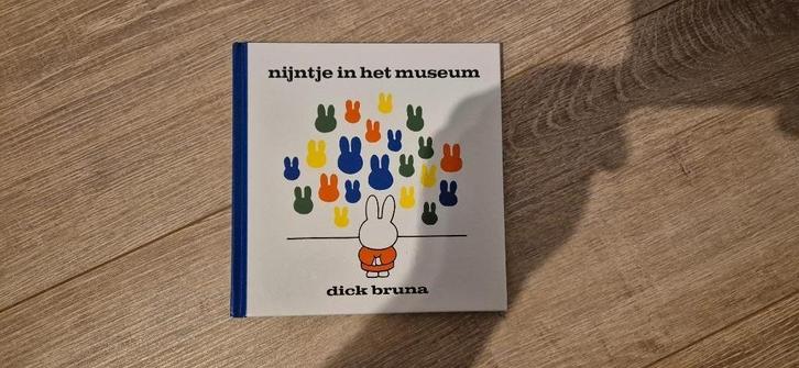 Dick Bruna - Nijntje in het museum, Boeken, Kinderboeken | Baby's en Peuters, Zo goed als nieuw, 6 tot 12 maanden, Ophalen of Verzenden