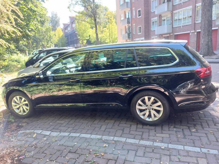 Volkswagen Passat 1.6 TDI 88KW BMT Variant DSG 2018 Zwart, Auto's, Volkswagen, Particulier, Passat, Diesel, C, Stationwagon, Automaat