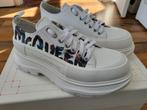 Alexander McQueen Graffiti 42 nieuw €750 nu €250 Gucci Dior, Kleding | Heren, Schoenen, Alexander McQueen, Wit, Nieuw, Ophalen of Verzenden