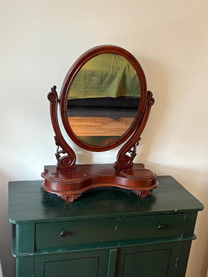 Antieke mahoniehouten kaptafel, Antiek en Kunst, Antiek | Meubels | Kasten, Ophalen of Verzenden