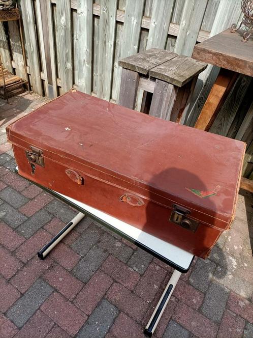 Oude brocante grote leren koffer, Sieraden, Tassen en Uiterlijk, Koffers, Zo goed als nieuw, Leer, 70 cm of meer, Ophalen of Verzenden