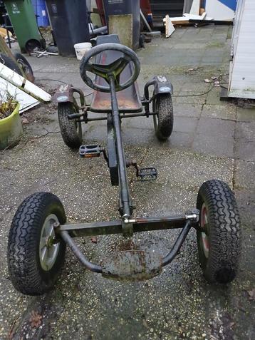 T.K. jumbo skelter + aanhanger E50,- beschikbaar voor biedingen
