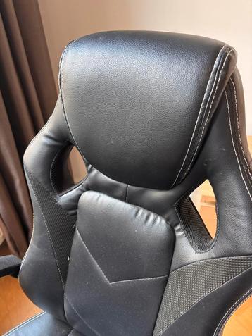 Zwarte Gaming Stoel beschikbaar voor biedingen