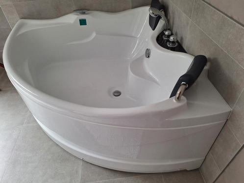 Maxaro,  Reef Compleet Hoekbad., Huis en Inrichting, Badkamer | Complete badkamers, Nieuw, Ophalen