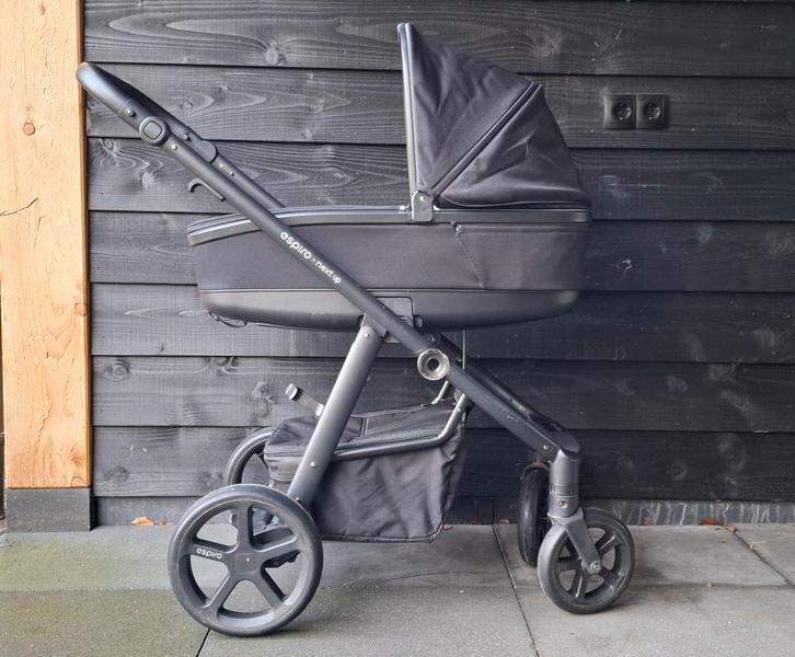 Espiro Next Up Black / Metal Black ( alleen ophalen), Kinderen en Baby's, Buggy's, Gebruikt, Overige merken, Voetenzak, Zonnekap