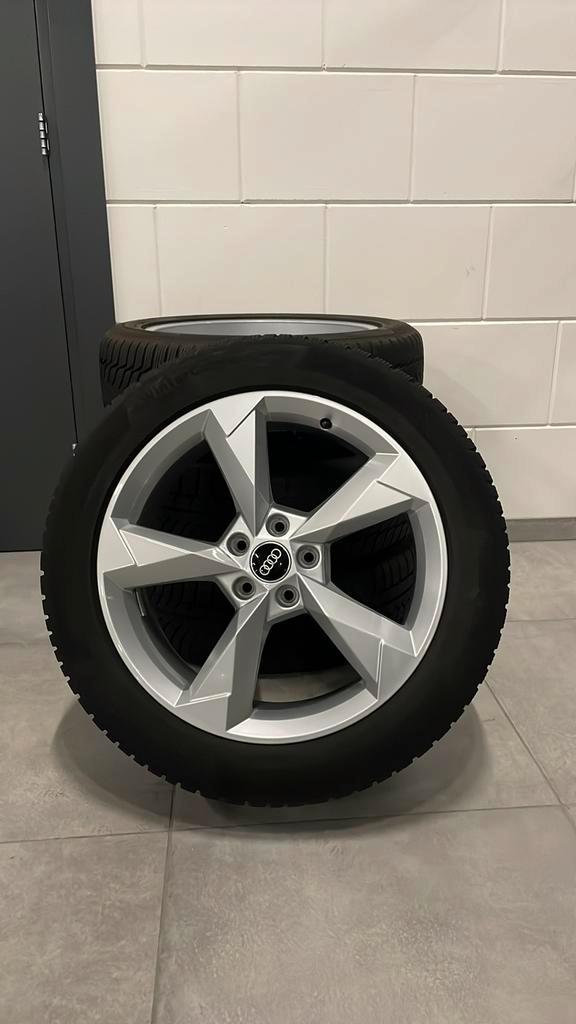 Originele set Audi Q3 2022 winter wielen 19 inch velgen ZGAN, Auto-onderdelen, Banden en Velgen, Banden en Velgen, Winterbanden