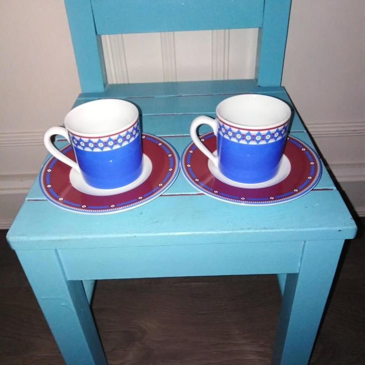 Espresso kop en schotels Kahla Germany 2 stuks, Huis en Inrichting, Keuken | Servies, Gebruikt, Kop(pen) en/of Schotel(s), Overige stijlen