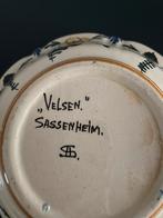 Bonbonnière Velsen Sassenheim - Handbeschilderd, Antiek en Kunst, Antiek | Keramiek en Aardewerk, Ophalen of Verzenden