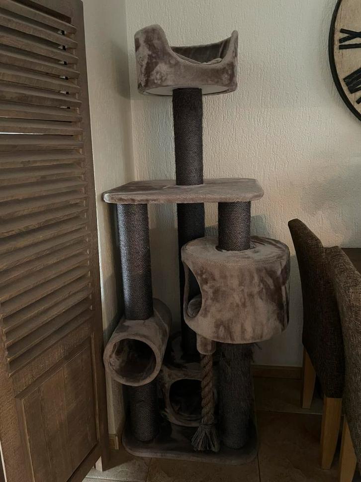 Krabpaal merk Petrebels 175 cm, Dieren en Toebehoren, Krabmeubelen, Gebruikt, Krabpaal, Ophalen