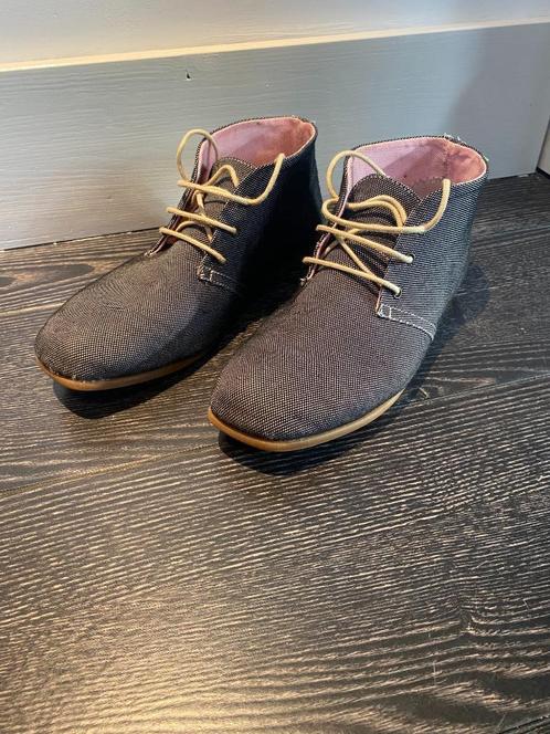 El Naturalista veterschoenen, maat 40, Kleding | Dames, Schoenen, Zo goed als nieuw, Sneakers of Gympen, Zwart, Ophalen of Verzenden