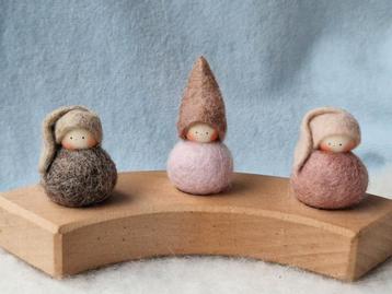 Waldorf Vrije School Seizoenstafel jaarring steker kabouter  beschikbaar voor biedingen