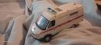 GAZ 32214  ambulance, Ophalen of Verzenden, Zo goed als nieuw, Auto