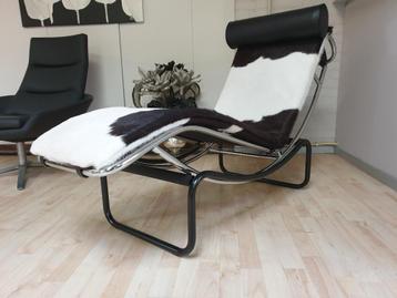 Relax lig fauteuil refurbished - nieuwe bekleding - koehuid beschikbaar voor biedingen