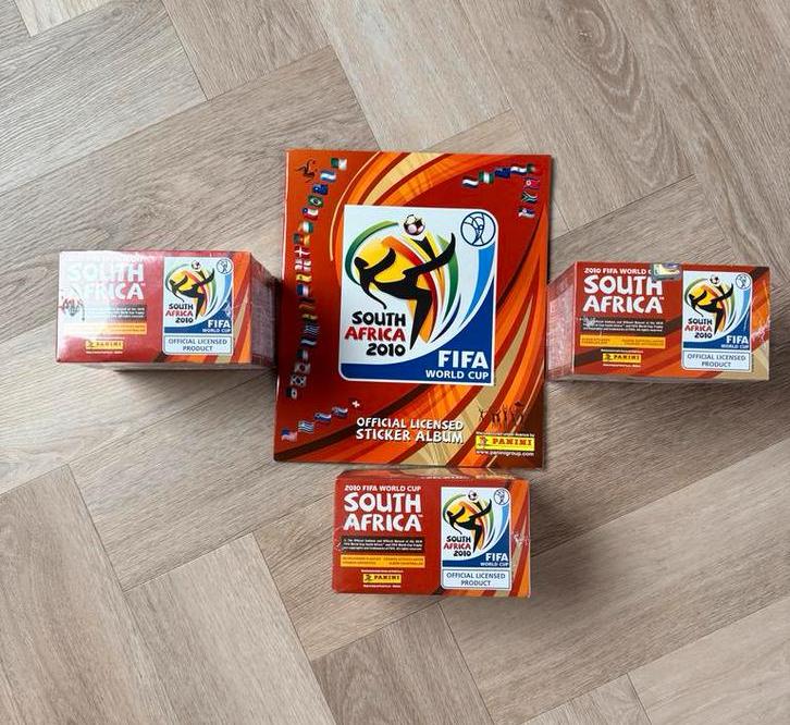 Panini 2010 Zuid-Afrika: 3 Gesealde Boxen + Album, Ophalen of Verzenden, Nieuw