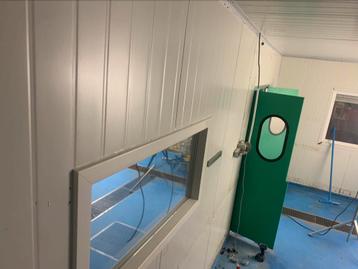 Geisoleerde wandpanelen 200-300m2 beschikbaar voor biedingen