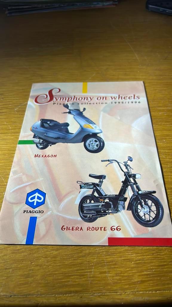 Piaggio reclame boekje skr sfera hexagon etc, Motoren, Tuning en Styling, Ophalen of Verzenden
