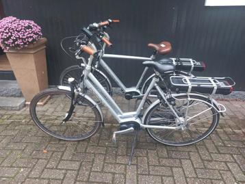 Set Elektrische fietsen/Batavus/Middenmotoren/Nette E-bike's beschikbaar voor biedingen
