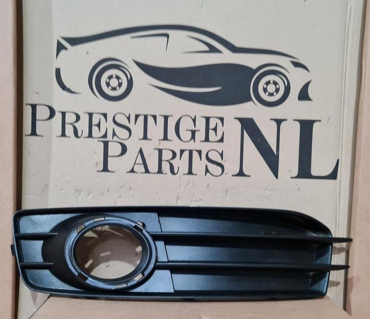 Mistlamp Rooster Audi A3 8P FACELIFT Links 8P0807681M S-LINE, Auto-onderdelen, Carrosserie en Plaatwerk, Bumper, Voor, Gebruikt