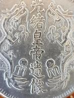 Mooie oude Chinese penning met draken en portret 3,8 cm., Antiek en Kunst, Ophalen of Verzenden
