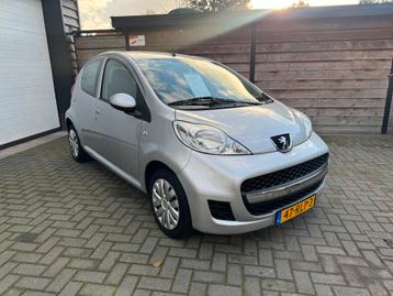 Peugeot 107 1.0 12V 5DR 2011 Grijs beschikbaar voor biedingen
