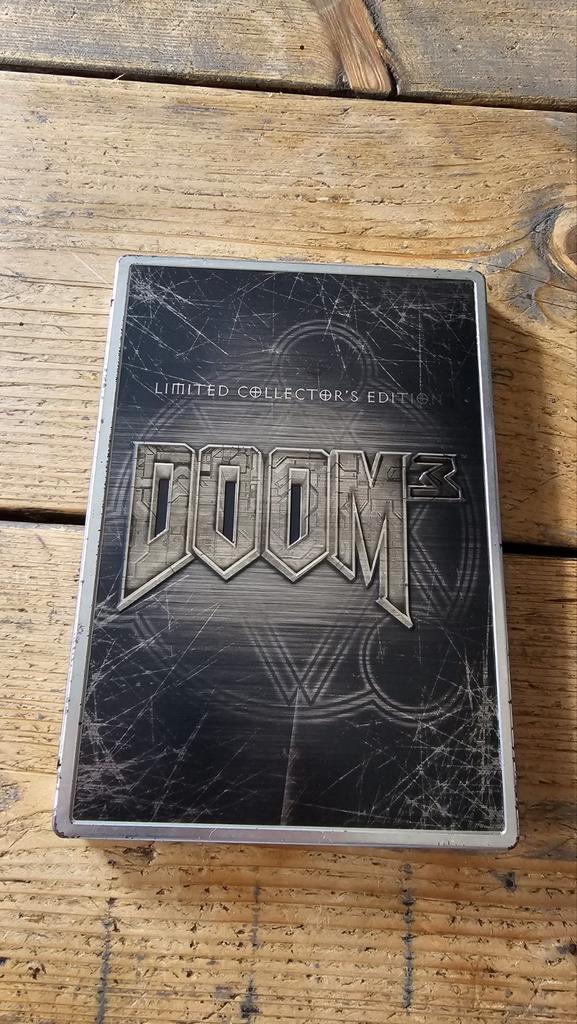 Doom 3 Limited Collector's Edition Xbox, Spelcomputers en Games, Games | Xbox Original, Gebruikt, Shooter, 1 speler, Vanaf 18 jaar
